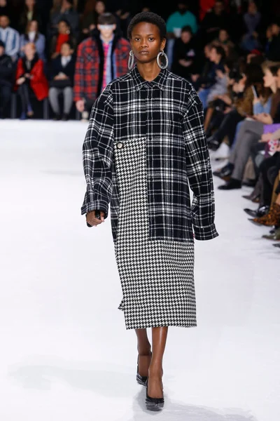 Look 56